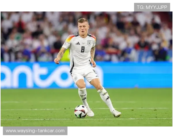 卡马文加接班莫德里奇与克罗斯的中场过渡分析