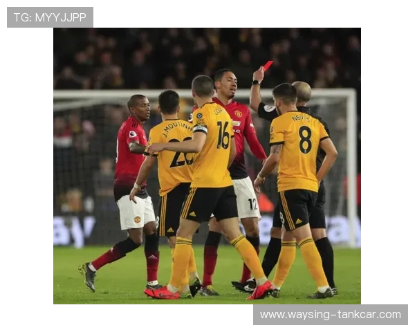 曼联“伪复兴”难掩深层问题，近期回暖表象下稳定性面临考验